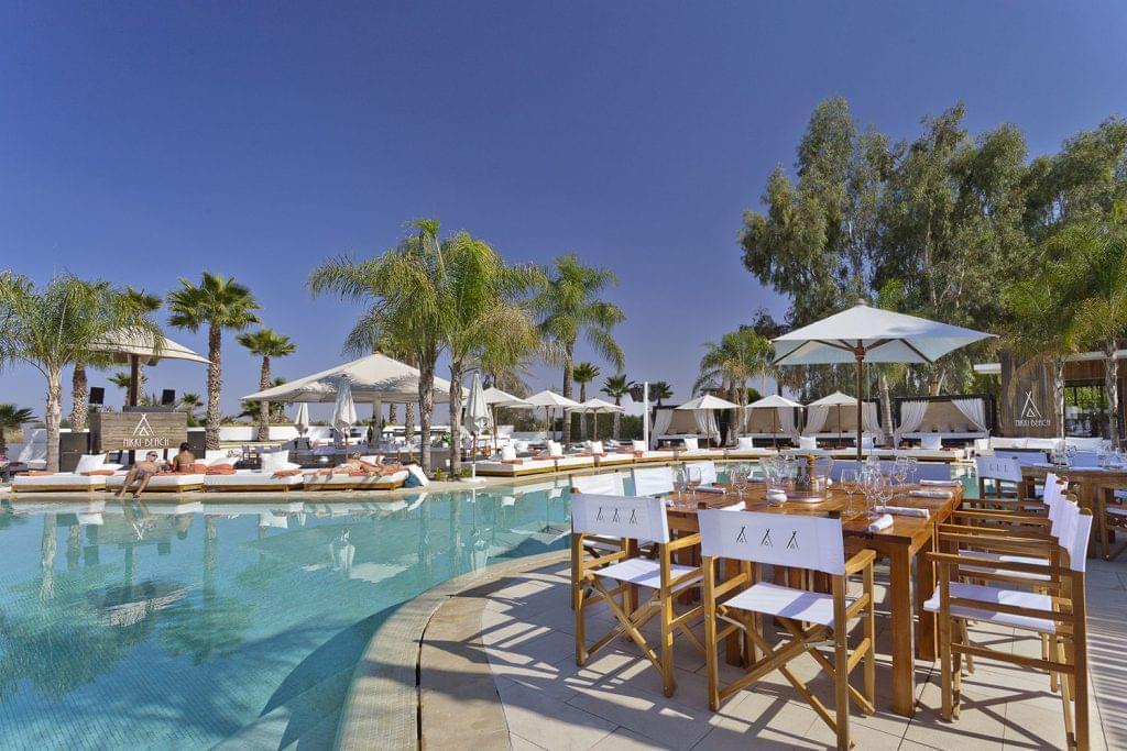 Avslappende dag p Nikki Beach eller Red Beach